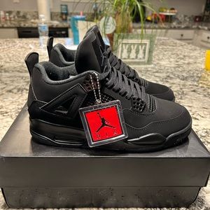 Jordan 4 Black Cats
